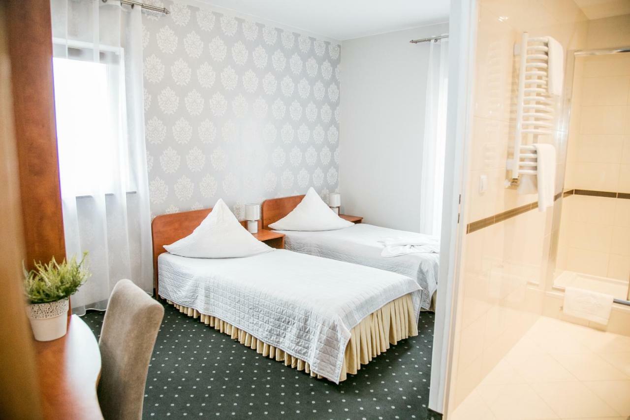 Hotel Oaza ปรุดนิค ภายนอก รูปภาพ
